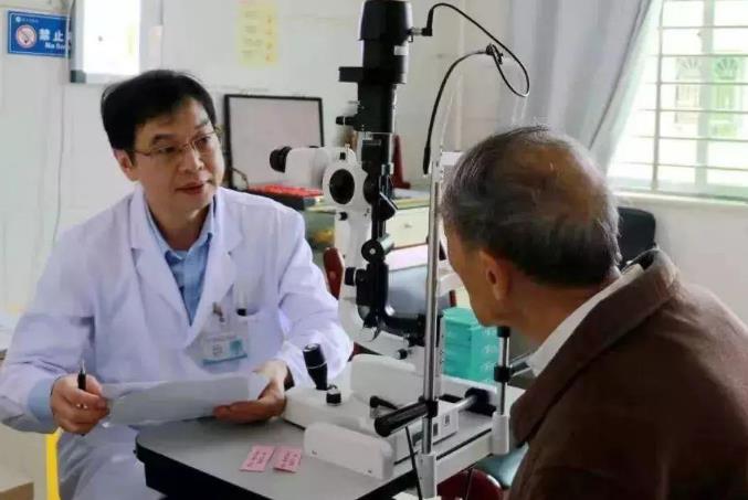 老花眼鏡怎么配更好？