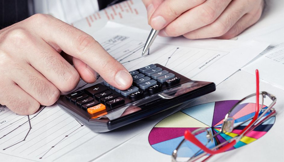 美麗島多焦鏡：傳統(tǒng)老花鏡的弊端，多焦鏡一副就解決了財(cái)務(wù)工作者的用眼煩惱